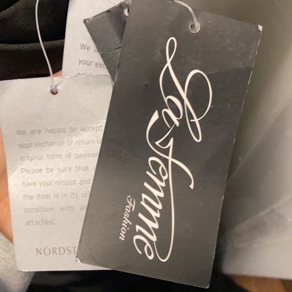 La Femme Illusion Sleeve Dress - Picture 3 of 4